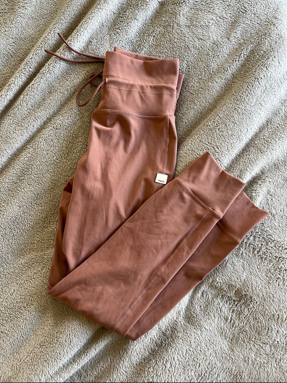 Vuori Women’s Daily Legging Sedona Brown Small